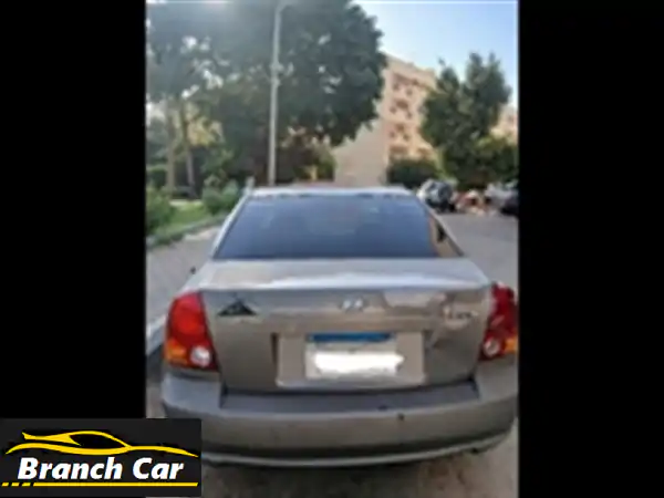 فرصة ذهبية: هيونداي فيرنا 203 فابريكة بالكامل | ترخيص سنة كاملة وجاهزة للانطلاق!