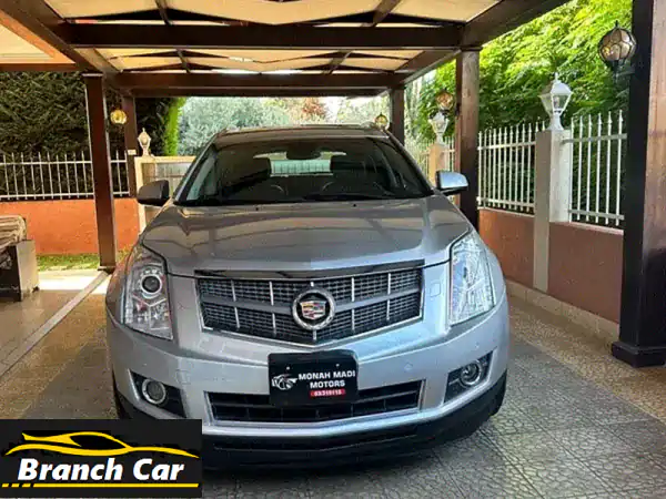 كاديلاك SRX 2012 فضي: فخامة الدفع الرباعي بامتياز...