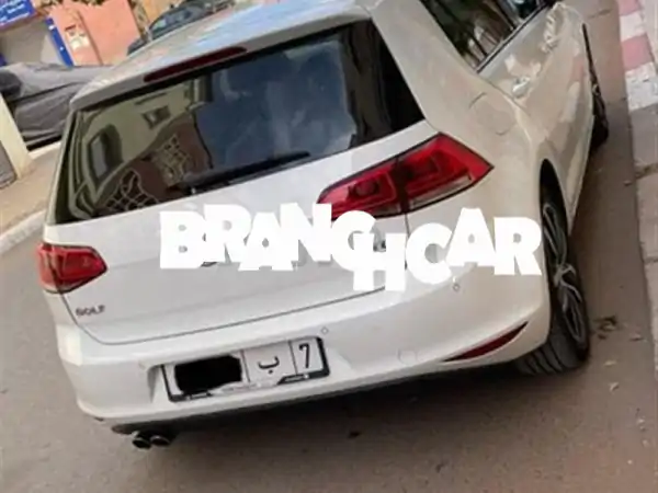 امتلك الأناقة والقوة: فولكس فاجن جولف 7 2019 أوتوماتيك | كاملة المواصفات | حالة ممتازة