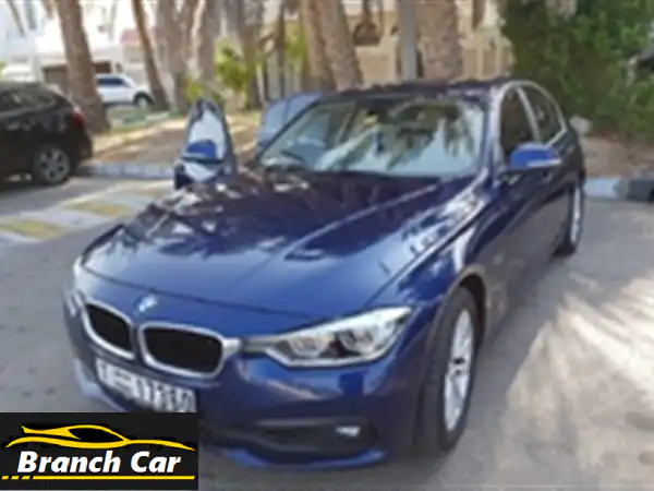 فرصة ذهبية: BMW 318i F30 Joy Edition 2017 خليجي أزرق - بحالة...