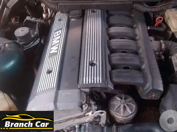 بي إم دبليو XM 1999 أخضر: سيارة رياضية ممتازة لكل الأعمار...