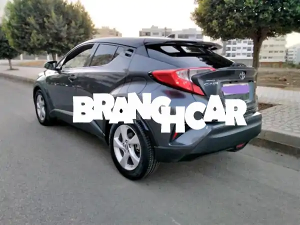 🔥 فرصة لا تعوض: تويوتا C-HR هايبرد 2019 Distinctive - مالك أول،...
