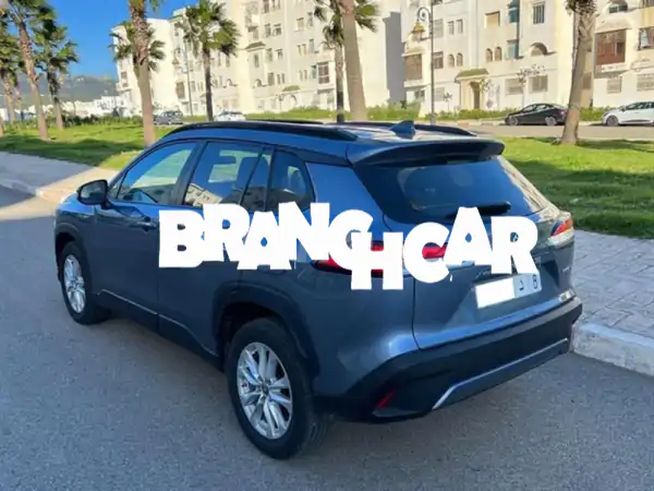 تويوتا كورولا كروس هايبرد