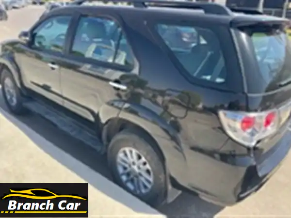 فرصة ذهبية: تويوتا فورتشنر 2013 بحالة المصنع ورخصة...