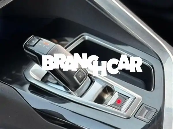 بيجو 3008 اللور 2018 ديزل أوتوماتيك في سلا | فخامة، أمان، وأداء لا يُضاهى