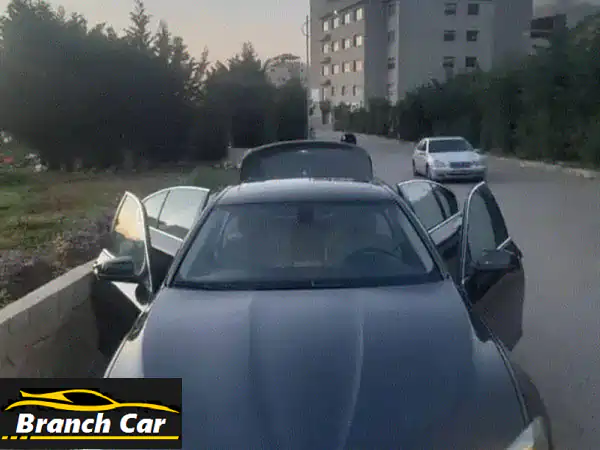 للبيع: بي إم دبليو الفئة الخامسة F10 528i موديل 2011...