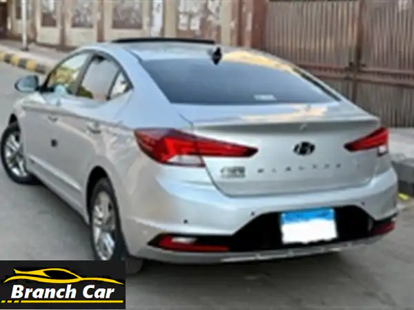 هيونداي إلنترا 2025 للبيع المهندسين