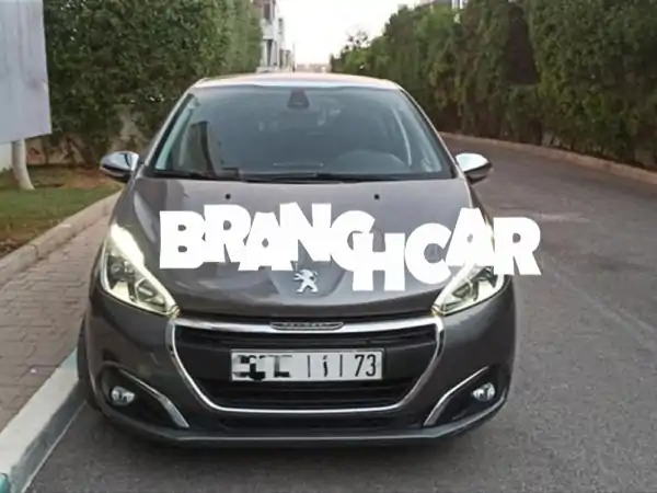 فرصة ذهبية: بيجو 208 موديل 2019 - ديزل - كاملة المواصفات -...