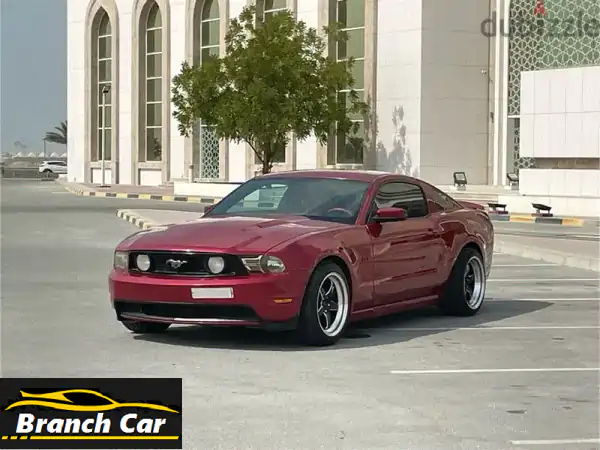 فورد موستنج 2010 حمراء (وكالة البحرين): امتلك الأسطورة! تأمين لغاية 2025 وحالة ممتازة!