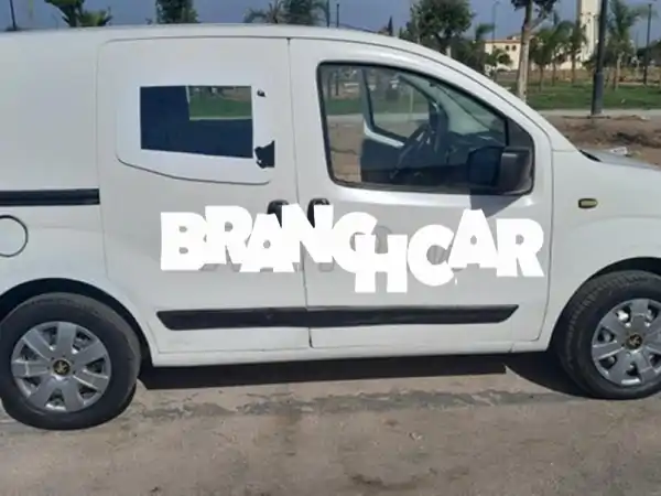 فرصة لا تُعوّض: بيجو بيبر 2012 - يد أولى | عملية، اقتصادية، وجاهزة للعمل الشاق!