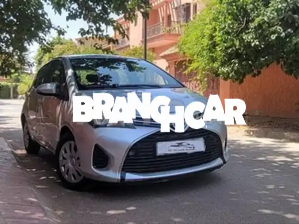 تويوتا ياريس هايبرد 2016 أوتوماتيك للبيع في...