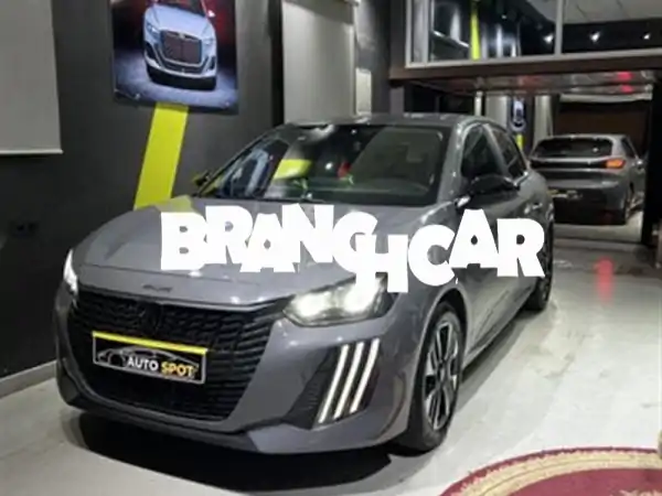 🌟 بيجو 208 موديل 2024 (جديدة!) 5 آلاف كم فقط - تحت...