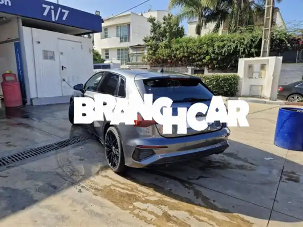 أودي A3 Sline 2023 Sportback S tronic 7 للبيع: فخامة الأداء ومواصفات استثنائية! (مجمركة 2025)