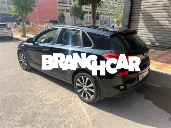 🌟 فرصة لا تعوض! هيونداي i30 ديزل 2018 (103 ألف كم) للبيع...