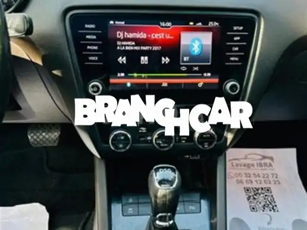 فرصة العمر! امتلك سكودا أوكتافيا 2021 أوتوماتيك | فخامة، أمان، واعتمادية - 98 ألف كم