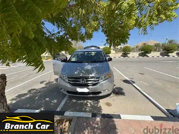 هوندا أوديسي 2016 فضية للبيع: سيارة عائلية خليجية بامتياز، تأمين شامل وجاهزة للانطلاق!