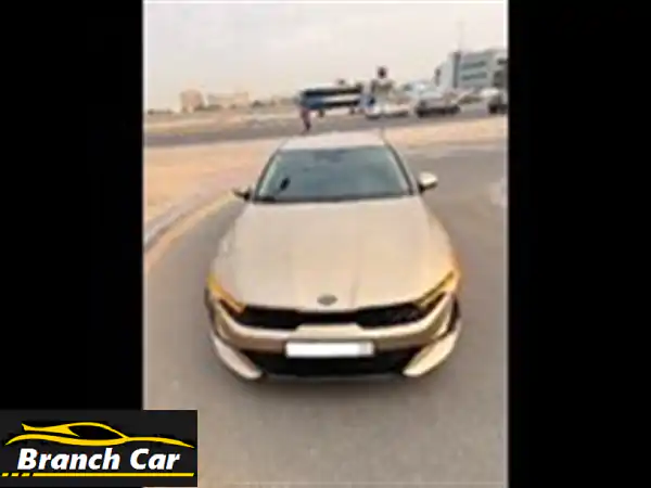 كيا K5 2021 للبيع في دبي: فخامة الأداء والتقنيات الذكية بانتظارك!