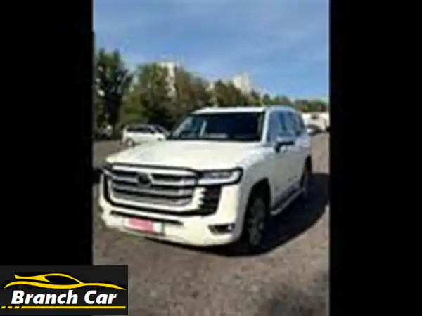 تويوتا لاندكروزر 2022 للبيع بأبوظبي: القوة،...