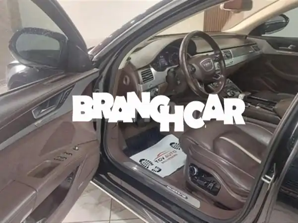 للبيع: أودي A8 3.0 TDI 2017 - فخامة ألمانية، أداء استثنائي، حالة ممتازة.