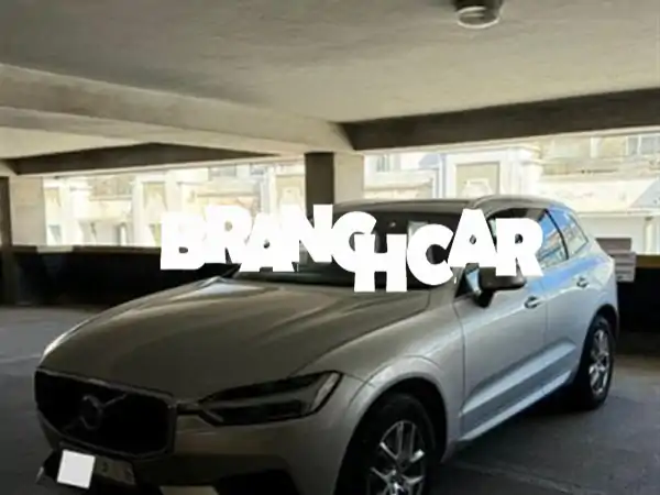 فولفو XC60 2019 للبيع: دفع رباعي ديزل 190 حصان - فخامة وأمان بمواصفات Momentum