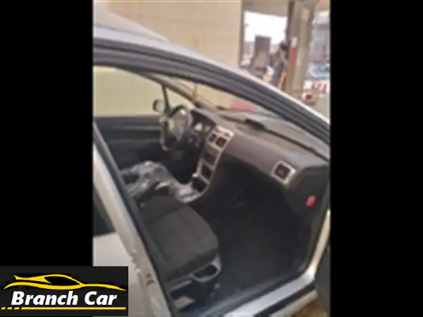 فرصة ذهبية! بيجو 307 SW فابريكة بالكامل للبيع | التجمع، القاهرة الجديدة