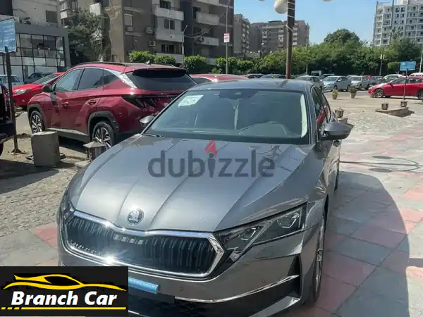 سكودا أوكتافيا 2025 استلام فوري | الفئة الثالثة Suite...