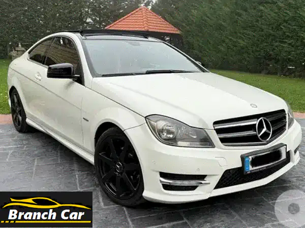 امتلك الفخامة الرياضية: مرسيدس بنز C250 كوبيه AMG موديل...