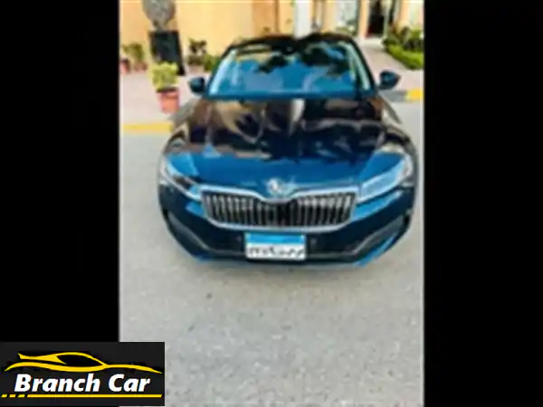 سكودا سوبيرب 2024 كسر زيرو: فخامة المصنع، أمان...