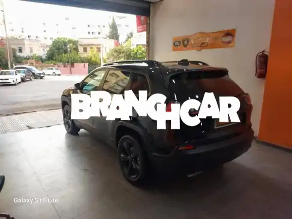 جيب 2021 للبيع: 75,000 كم فقط | قوة وأناقة تنتظرك في Turbo Village