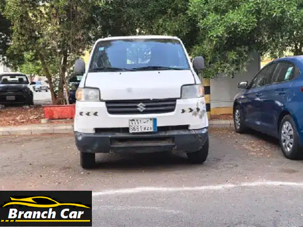 فرصة ذهبية: دراجة نارية سوزوكي 2012 بحالة المصنع! 370 كم فقط ومكيفة