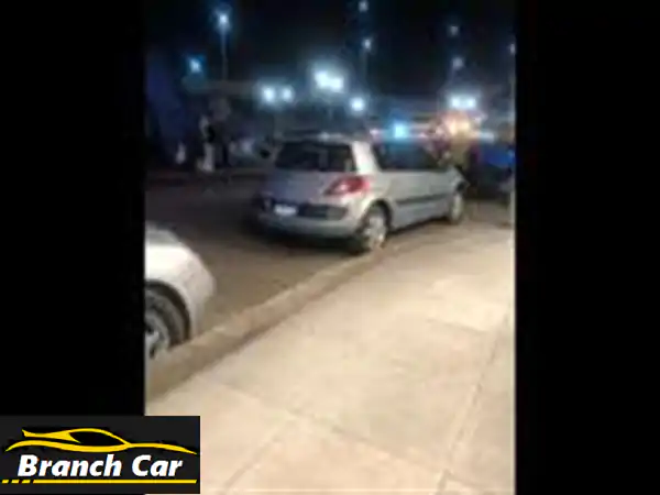 رينو ميجان هاتشباك للبيع: حالة ممتازة، أمان...