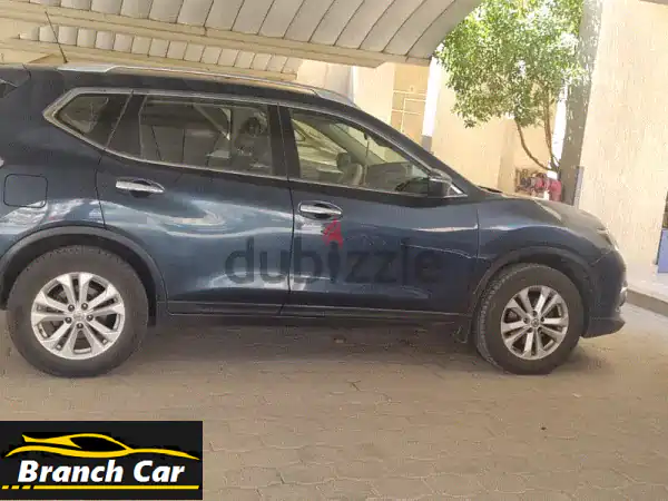 نيسان اكس تريل 2015 أزرق - SUV دفع رباعي كاملة المواصفات...
