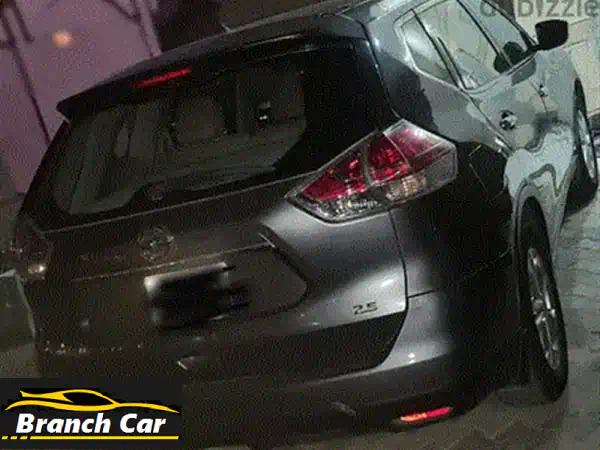 نيسان اكس تريل 2015 أزرق - SUV دفع رباعي كاملة المواصفات | بحالة الوكالة