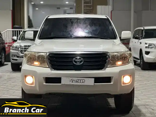 تويوتا لاندكروزر 2015 GX V6 بيضاء للبيع | قمة النظافة وصيانة وكالة البحرين - لا تفوّت!