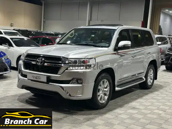 لاندكروزر GXR V8 موديل 2018 | وكالة البحرين | فل أوبشن | فضي...