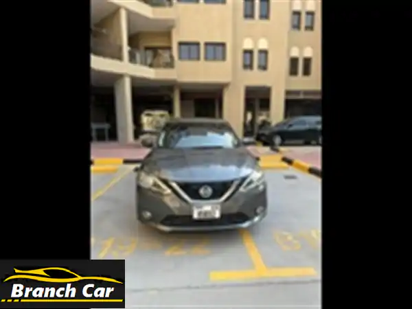 امتلك نيسان سنترا للبيع في دبي: حالة ممتازة،...