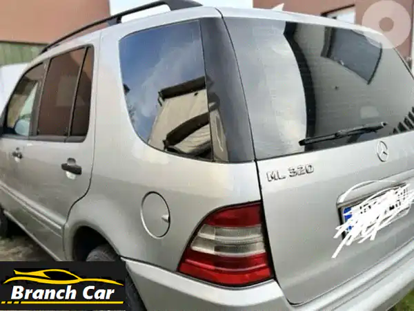 مرسيدس بنز 2001 فضي بحالة ممتازة: فخامة ألمانية بسعر 3400$...