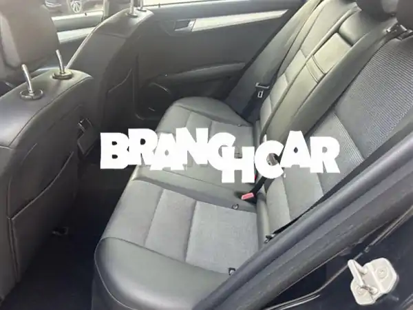 استمتع بالفخامة الألمانية: مرسيدس C220 موديل 2009 أوتوماتيك | مجمركة 2013 وبحالة ممتازة!