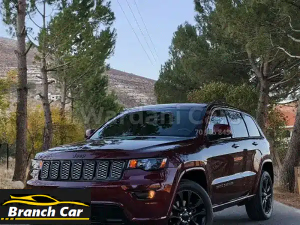 جيب جراند شيروكي ألتيتيود 2018 (V6 4x4) - لون نبيتي فاخر...