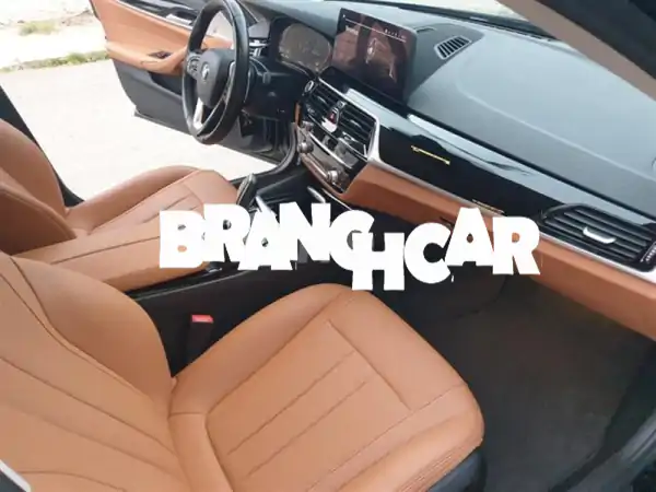 للبيع: BMW 520d 2021 Signature الرباط | فخامة ديزل، صيانة وكالة...