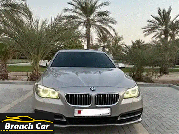 BMW 528i 2016 ذهبي للبيع: وكالة البحرين، ممشى 120 ألف،...