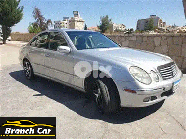 مرسيدس E-Class 2007 رمادي فاخر | فابريكة، بحالة المصنع، بدون حوادث! ✨