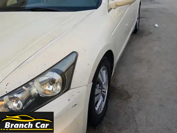 هوندا 2009 بيضاء لؤلؤية للبيع: مشروعك المثالي أو سيارتك الاقتصادية اليوم!