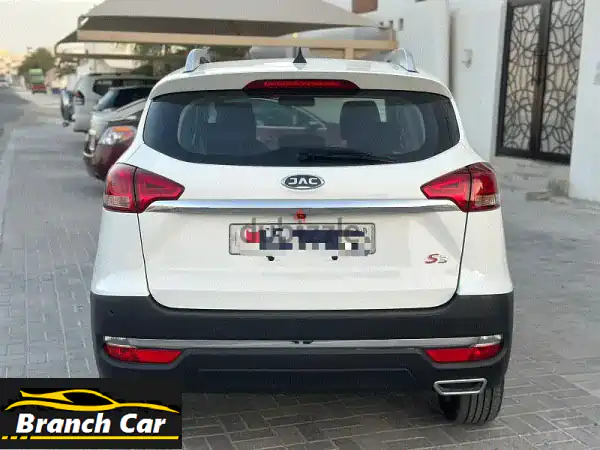 JAC S3 2023 بيضاء | فل أوبشن | تحت الكفالة | 69 ألف كم | للبيع بالتقسيط أو كاش