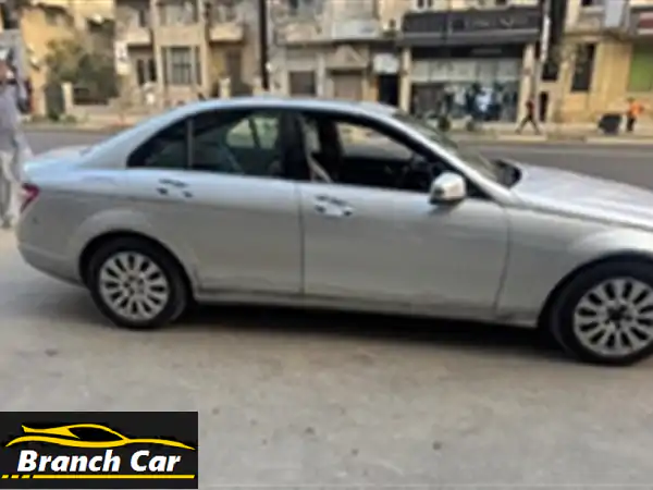 فرصة مميزة: مرسيدس C 180 موديل 2009 فابريكة بالكامل...