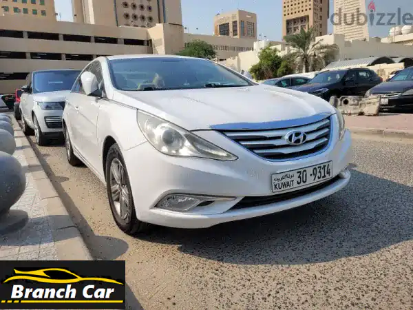 هيونداي سوناتا 2013 بيضاء | 100 ألف كم | 4 سلندر | بسعر 1300...