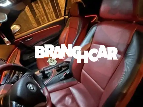 BMW الفئة الأولى E88 كابريوليه ديزل 2009 - متعة القيادة المكشوفة (مانيوال، مثبت سرعة) بسعر 135,000!