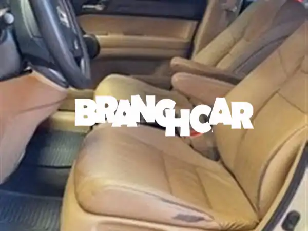 هوندا CRV بنزين أوتوماتيكية