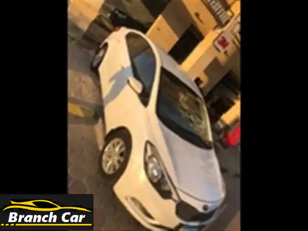 كيا سيراتو 2015 للبيع: اعتمادية، أناقة، وفحص دقيق! فرصتك الذهبية الآن.