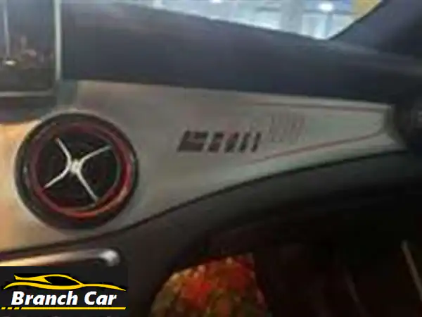 مرسيدس GLA45 AMG: قوة خارقة وأداء لا يُضاهى! اكتشف مواصفات (S) والتسارع الصاروخي